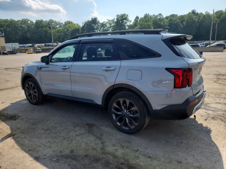2022 Kia Sorento VIN 5XYRHDLF2NG109441 COPART salvage auction — REAR END, Ny - Mv-907A Salvage Certificate, sold $11,100 on 2026-07-07 (photo 2)