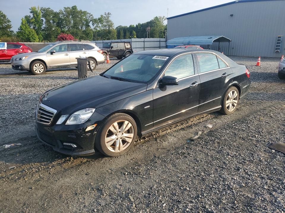 2011 Mercedes-benz E-class VIN WDDHF2EB6BA455817 COPART salvage auction — MINOR DENT/SCRATCHES, SC - CERTIFICATE OF TITLE, sold $625 on 2026-07-20 (photo 1)