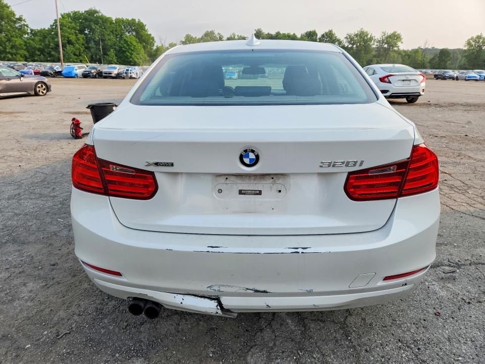 2013 BMW 3er VIN WBA3B5C5XDF592972 COPART salvage auction — SIDE, Ny - Mv-907A Salvage Certificate, sold $1,000 on 2026-08-03 (photo 6)