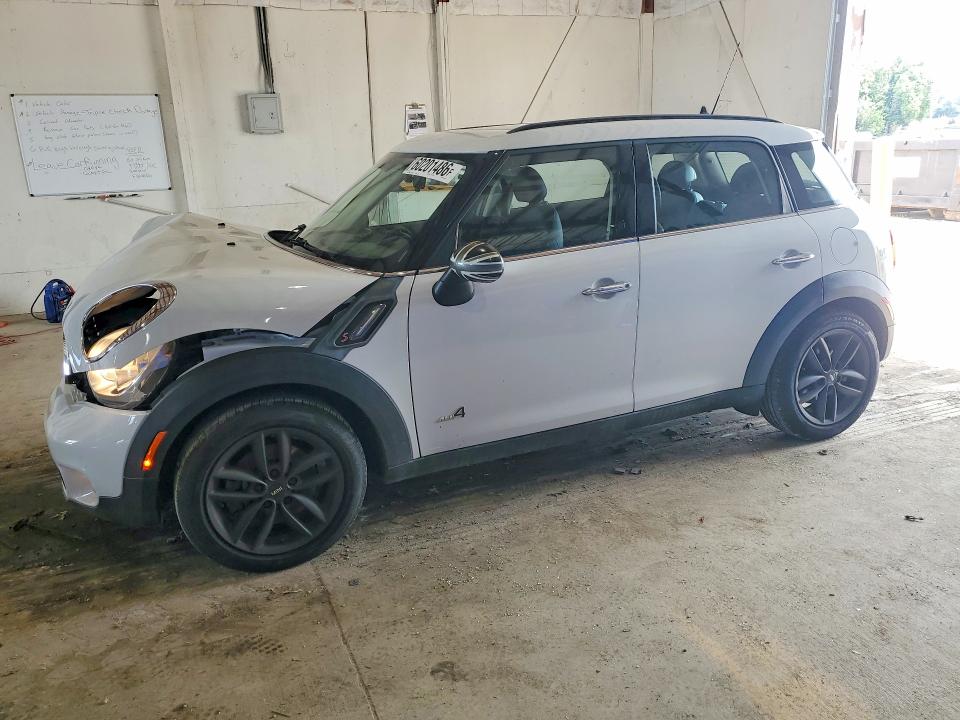 2013 Mini Cooper VIN WMWZC5C53DWP32237 COPART salvage auction — FRONT END, Ky - Cert Of Title-Salvage, sold $1,300 on 2026-08-17 (photo 1)