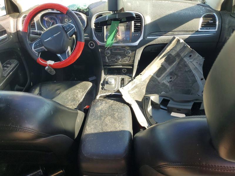 2016 Chrysler 300 VIN 2C3CCAAG8GH211818 COPART salvage auction — ROLLOVER, Ca - Salvage Certificate, sold $450 on 2026-08-28 (photo 8)