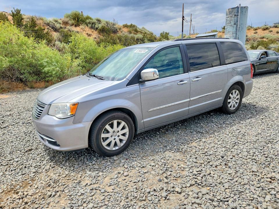 2014 Chrysler Town & country VIN 2C4RC1BGXER124305 COPART salvage auction — REAR END, Nv - Salvage Title, sold $550 on 2026-09-03 (photo 1)