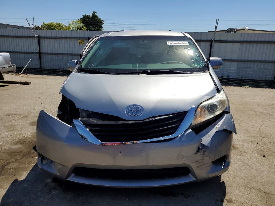 2014 Toyota Sienna VIN 5TDKK3DC5ES464236 COPART salvage auction — SIDE, CA - SALVAGE CERTIFICATE, sold $825 on 2026-07-31 (photo 5)