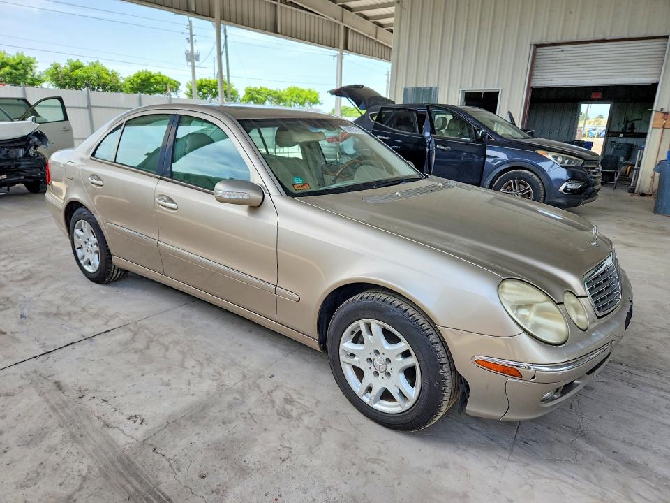 2005 Mercedes-benz E-class VIN WDBUF65J45A626669 COPART salvage auction — FRONT END, Fl - Certificate Of Destruction, sold $525 on 2026-08-05 (photo 4)