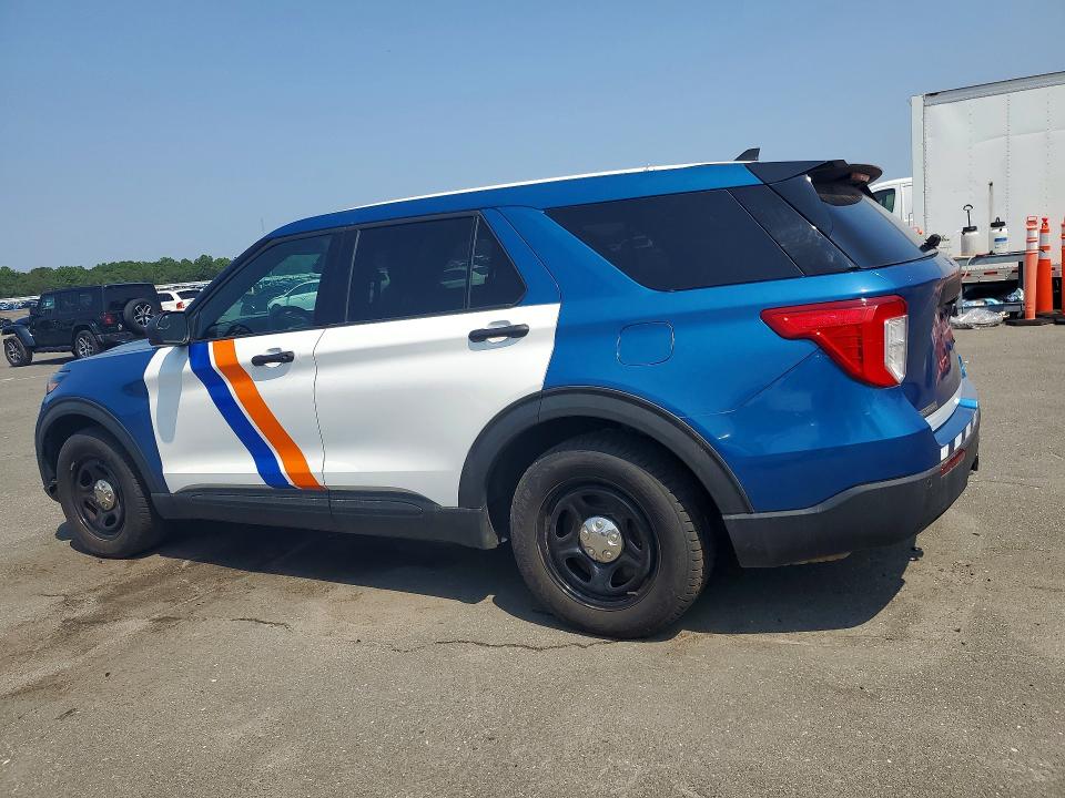 2021 Ford Explorer VIN 1FM5K8AW9MNA14775 COPART salvage auction — MINOR DENT/SCRATCHES, NY - CERTIFICATE OF TITLE (P), sold $7,900 on 2026-07-29 (photo 2)