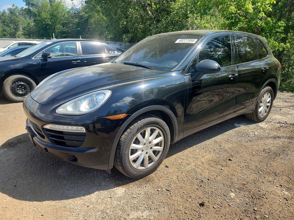 2014 Porsche Cayenne VIN WP1AA2A22ELA93878 COPART salvage auction — SIDE, On - Permit No Brand - Unfit, sold $2,150 on 2026-08-18 (photo 1)