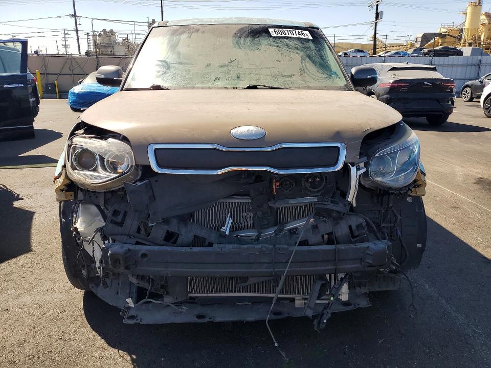 2018 Kia Soul ev + VIN KNDJX3AE7J7032271 COPART salvage auction — FRONT END, Ca - Salvage Certificate, sold $725 on 2026-07-29 (photo 5)
