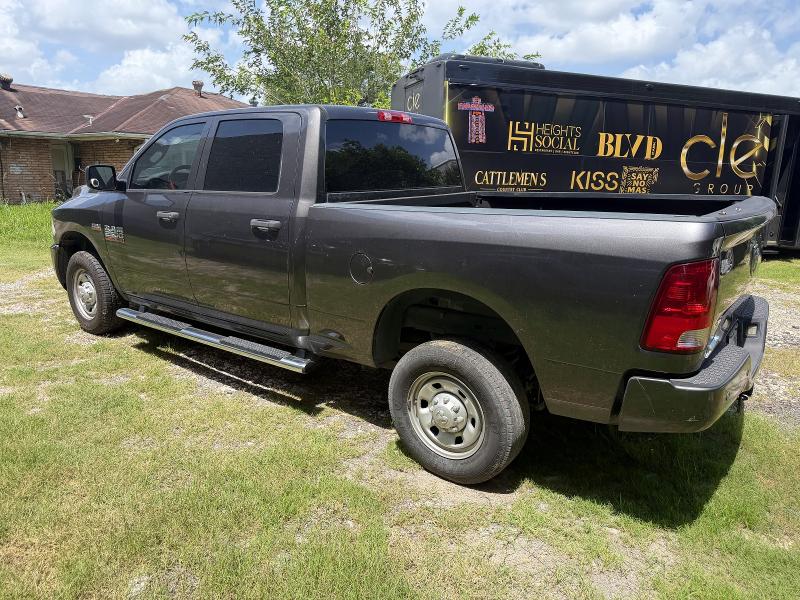 2018 Ram 2500 VIN 3C6UR4CJ4JG215145 COPART salvage auction — MINOR DENT/SCRATCHES, TX - CERTIFICATE OF TITLE (P), sold $3,522 on 2026-08-11 (photo 3)