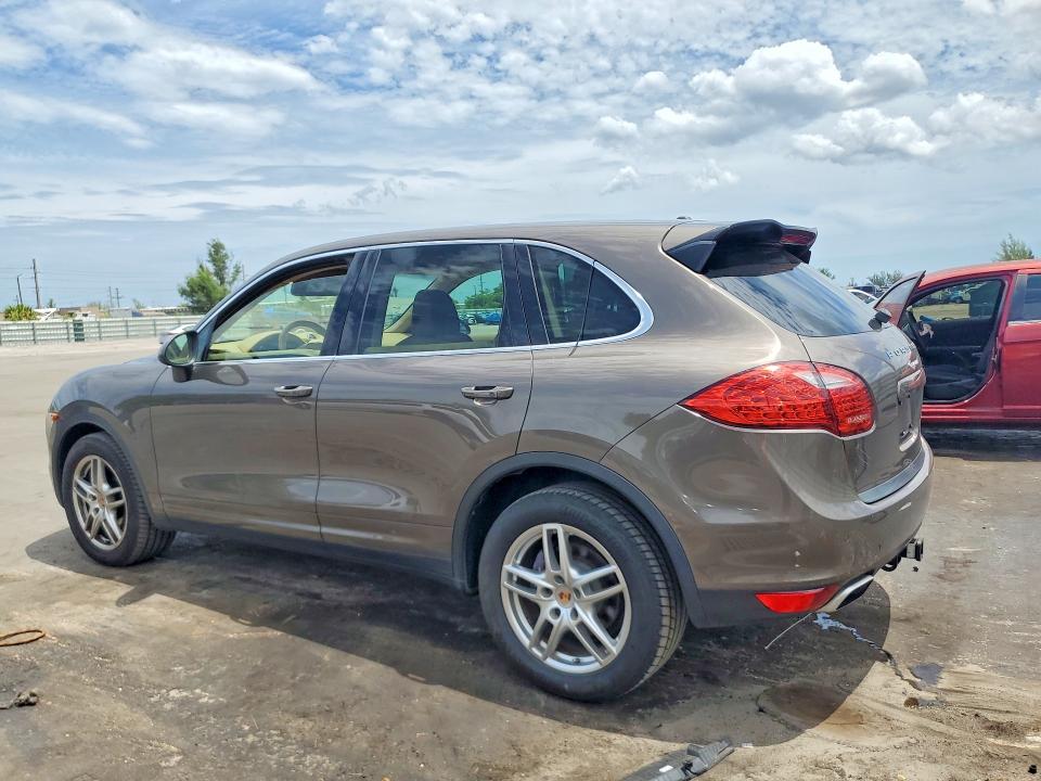 2014 Porsche Cayenne VIN WP1AA2A2XELA00637 COPART salvage auction — REAR END, Al - Certificate Of Title (P), sold $5,700 on 2026-08-14 (photo 2)