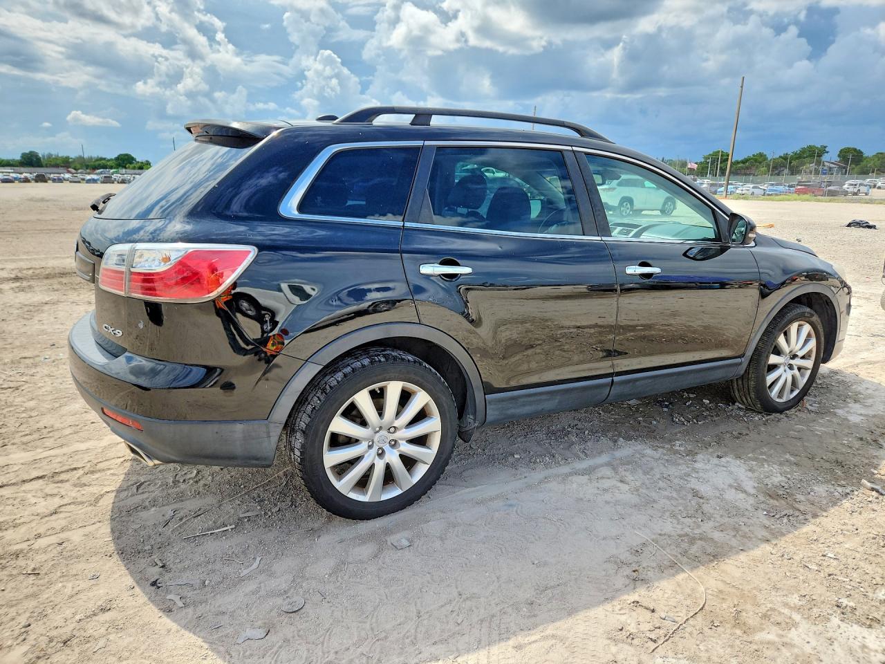 2010 Mazda Cx-9 VIN JM3TB2MA2A0208203 COPART salvage auction — Minor Dent/Scratches, Ct - Clean Title, sold $275 on 2026-09-17 (photo 3)