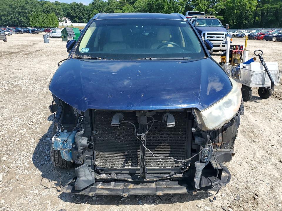 2014 Toyota Highlander VIN 5TDJKRFH5ES065334 COPART salvage auction — FRONT END, Ma - Cert Of Title-Reconstrctd Coll, sold $6,400 on 2026-07-16 (photo 5)
