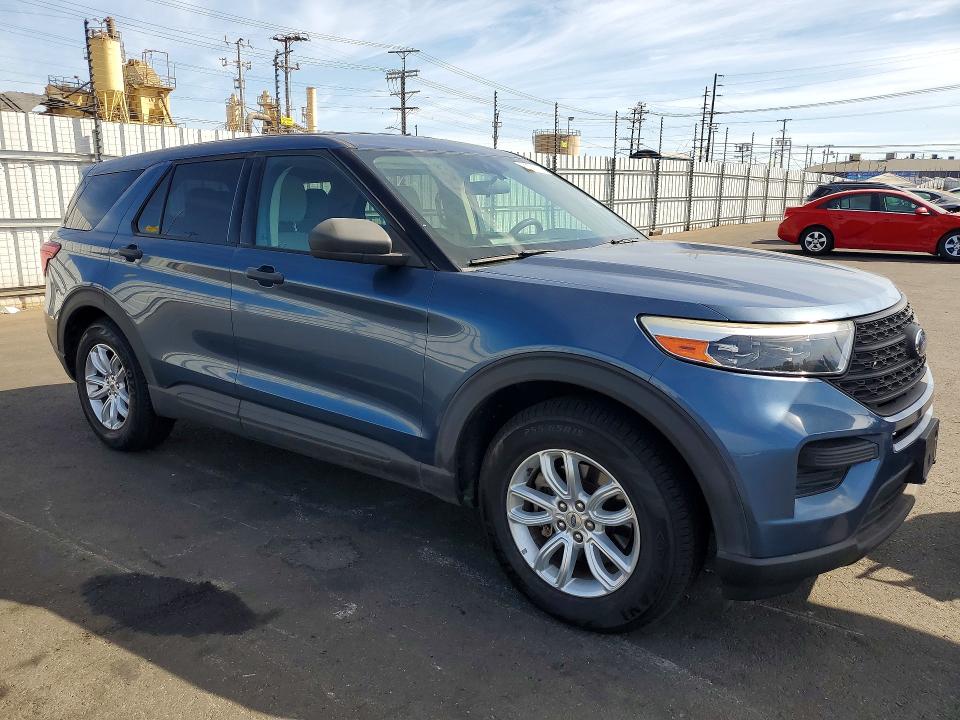 2020 Ford Explorer VIN 1FMSK7BH2LGB31081 COPART salvage auction — MINOR DENT/SCRATCHES, CA - DIS/DLR/EXP ONLY CLEAN TITLE (P), sold $7,100 on 2026-07-29 (photo 4)