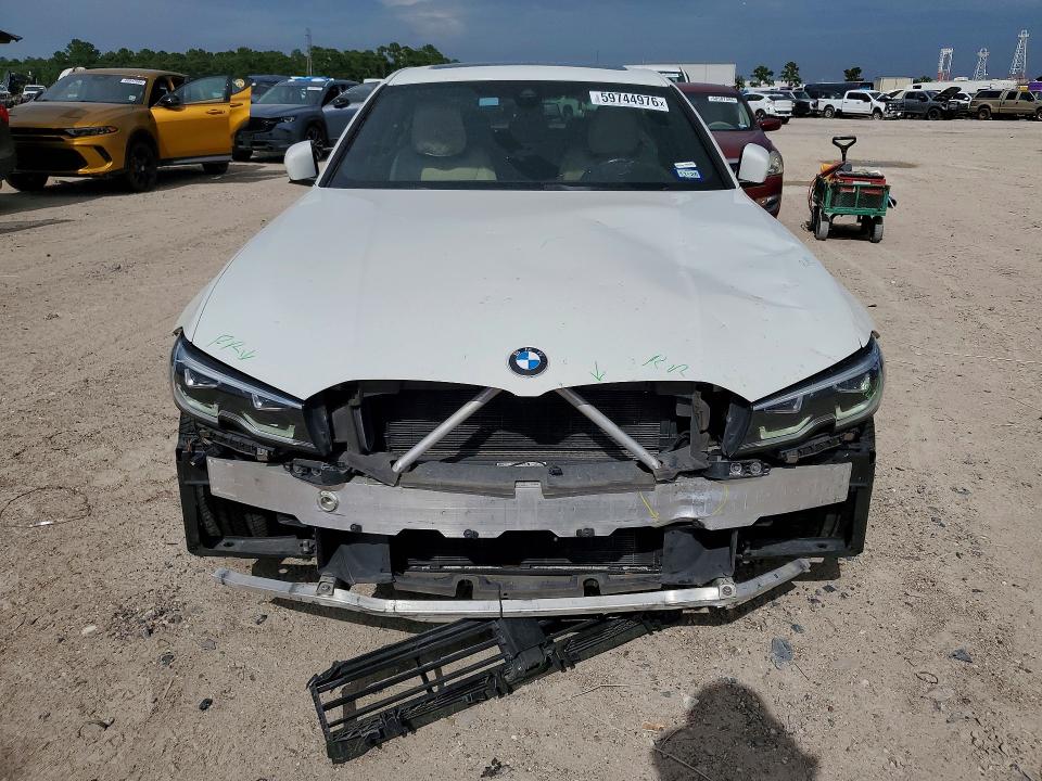 2021 BMW 3er VIN 3MW5R1J0XM8B76448 COPART salvage auction — FRONT END, Tx - Salvage Vehicle Title, sold $13,300 on 2026-08-25 (photo 5)