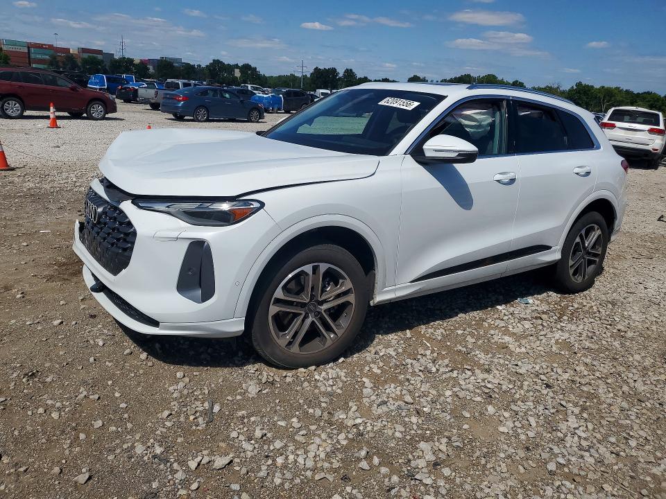 2025 Audi Q5 VIN WA11AAGU1S2016516 — COPART salvage auction photo