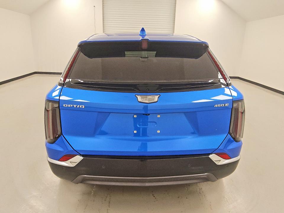 2026 Cadillac Optiq VIN 3GYK3BM51TS123542 COPART salvage auction — FRONT END, TX - CERTIFICATE OF TITLE, sold $19,800 on 2026-07-23 (photo 6)
