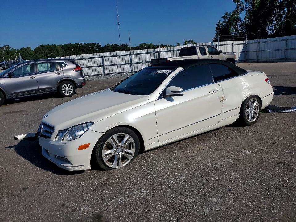 2011 Mercedes-benz E-class VIN WDDKK5GFXBF106648 COPART salvage auction — FRONT END, NC - DEALER ONLY CLEAN TITLE, sold $2,787 on 2026-07-18 (photo 1)