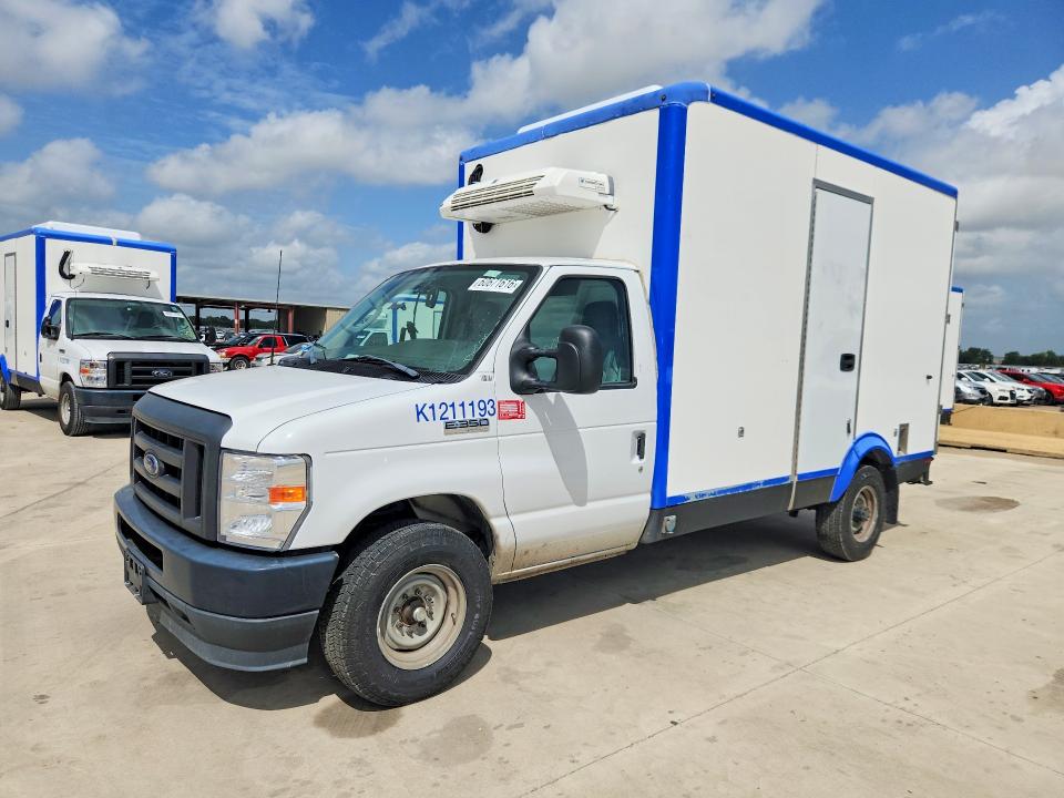 2023 Ford Econoline VIN 1FDWE3FK2PDD14821 COPART salvage auction — SIDE, TX - CERTIFICATE OF TITLE, sold $10,000 on 2026-07-29 (photo 1)