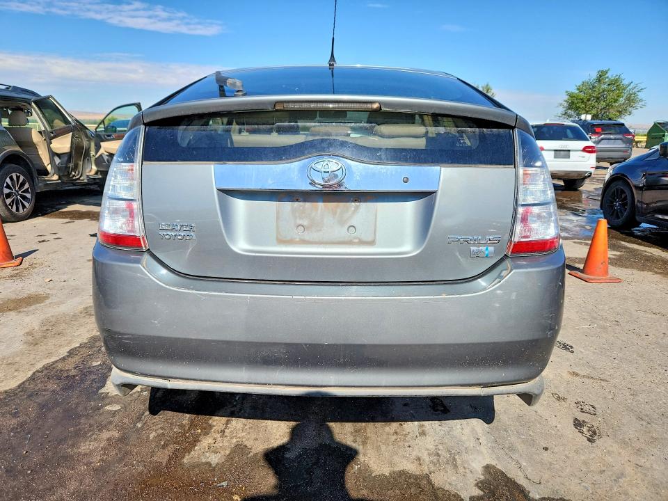 2005 Toyota Prius VIN JTDKB20U353023926 COPART salvage auction — NORMAL WEAR, Nm - Certificate Of Title, sold $250 on 2026-07-27 (photo 6)