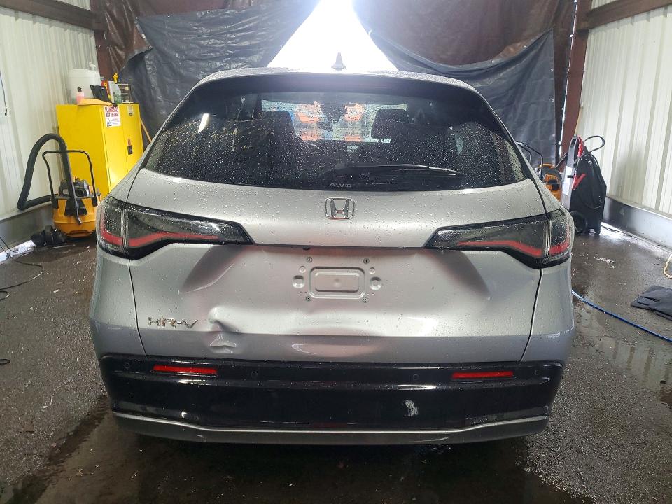 2025 Honda Hr-v VIN 3CZRZ2H76SM775892 COPART salvage auction — ALL OVER, FL - CERTIFICATE OF DESTRUCTION, sold $5,400 on 2026-08-03 (photo 6)