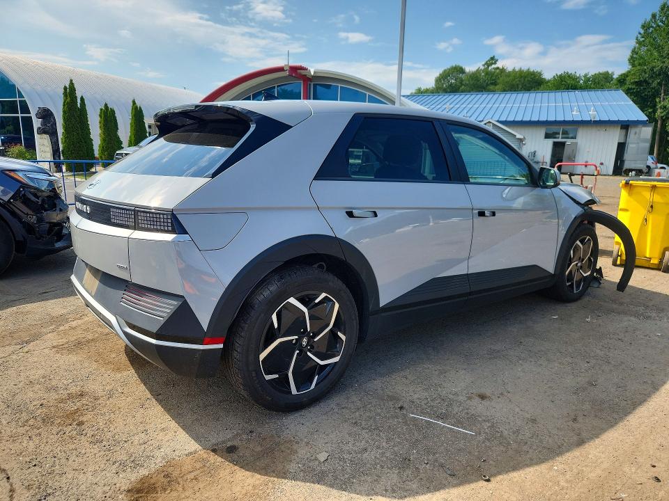 2023 Hyundai Ioniq 5 VIN KM8KNDAF7PU208251 COPART salvage auction — FRONT END, CT - CERT OF TITLE-SALVAGE, sold $7,100 on 2026-08-27 (photo 3)