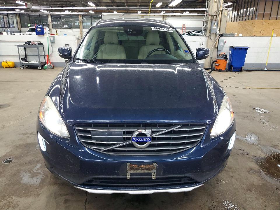 2015 Volvo Xc60 VIN YV4902RM7F2734914 COPART salvage auction — MINOR DENT/SCRATCHES, Wi - Certificate Of Title, sold $1,750 on 2026-07-27 (photo 5)