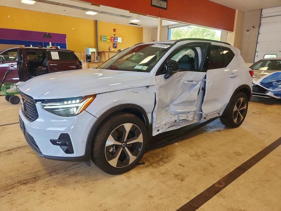 2026 Volvo Xc40 VIN YV4L12UC5T2807419 COPART salvage auction — SIDE, NY - CERTIFICATE OF TITLE, sold $11,600 on 2026-07-27 (photo 1)