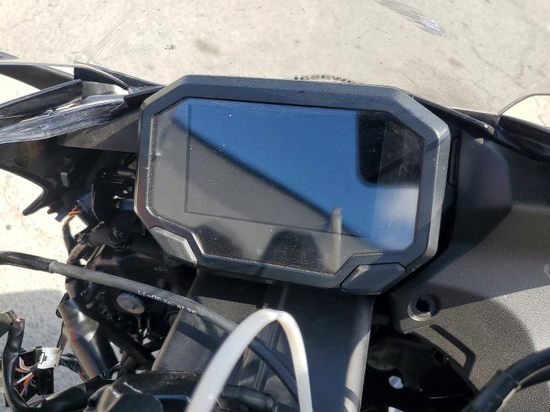2025 Kawasaki Zx636 VIN JKBZXJJ18SA025862 COPART salvage auction — ALL OVER, Ca - Salvage Certificate, sold $125 on 2026-07-30 (photo 7)
