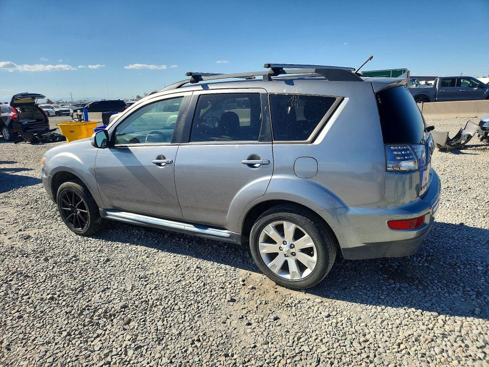 2013 Mitsubishi Outlander VIN JA4AS3AW0DU003833 COPART salvage auction — MECHANICAL, CO - DIS/DLR/EXP ONLY CLEAN TITLE, sold $275 on 2026-07-28 (photo 2)