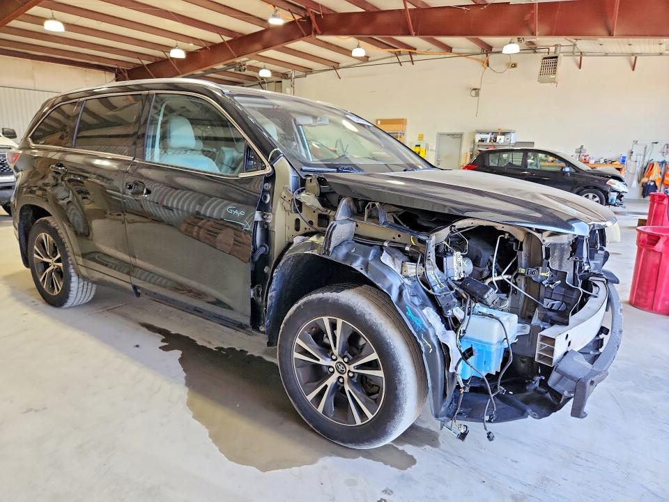 2015 Toyota VIN 5TDJKRFH1FS146610 COPART salvage auction — FRONT END, Pa - Certificate Of Salvage, sold $8,100 on 2026-07-10 (photo 4)