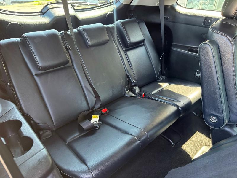 2017 Toyota Highlander VIN 5TDDZRFH9HS465555 COPART salvage auction — MINOR DENT/SCRATCHES, MA - CERTIFICATE OF TITLE (P), sold $1,500 on 2026-07-10 (photo 9)
