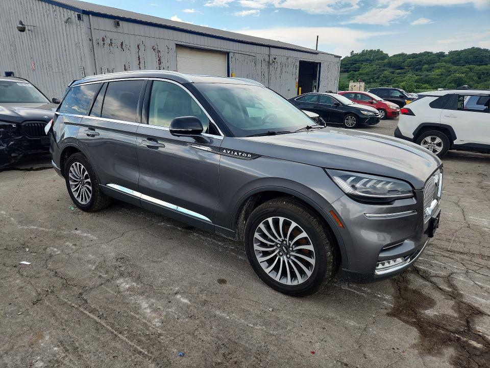 2021 Lincoln Aviator VIN 5LM5J7XC2MGL00544 COPART salvage auction — SIDE, IL - CERTIFICATE OF TITLE, sold $4,000 on 2026-07-28 (photo 4)