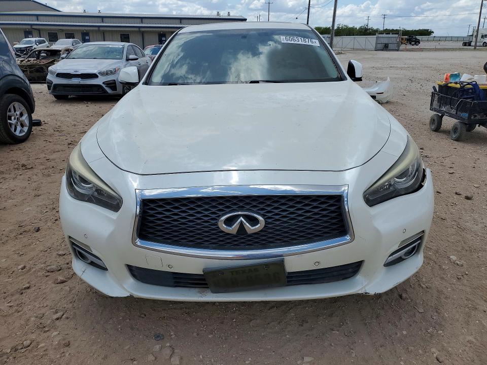 2016 Infiniti Q50 VIN JN1EV7AP5GM304216 COPART salvage auction — NORMAL WEAR, TX - CERTIFICATE OF TITLE, sold $3,600 on 2026-07-23 (photo 5)