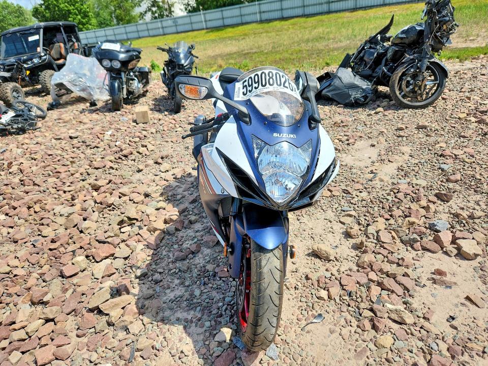 2025 Suzuki Gsx-r VIN JS1GN7FA4S7100695 COPART salvage auction — SIDE, Ny - Mv-907A Salvage Certificate, sold $600 on 2026-07-30 (photo 2)