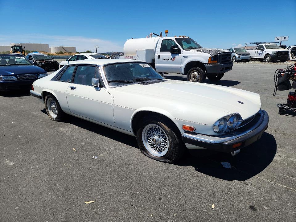 1989 Jaguar Xj series VIN SAJNY5847KC158289 COPART salvage auction — MINOR DENT/SCRATCHES, Ca - Dis/Dlr/Exp Only Clean Title, sold $2,600 on 2026-07-20 (photo 4)
