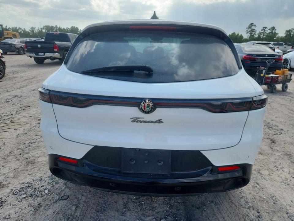 2025 Alfa romeo Tonale VIN ZASNATAN0S3091050 COPART salvage auction — FRONT END, Tx - Salvage Vehicle Title, sold $10,000 on 2026-07-24 (photo 6)