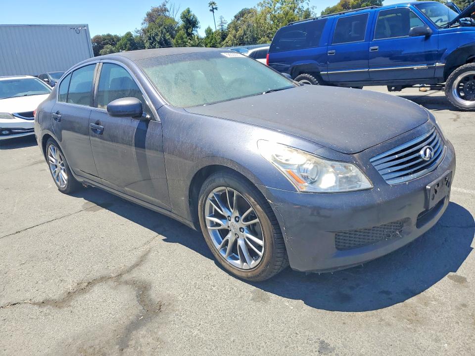2007 Infiniti G35 VIN JNKBV61E17M727852 COPART salvage auction — VANDALISM, CA - DIS/DLR/EXP ONLY CLEAN TITLE, sold $1,650 on 2026-07-10 (photo 4)
