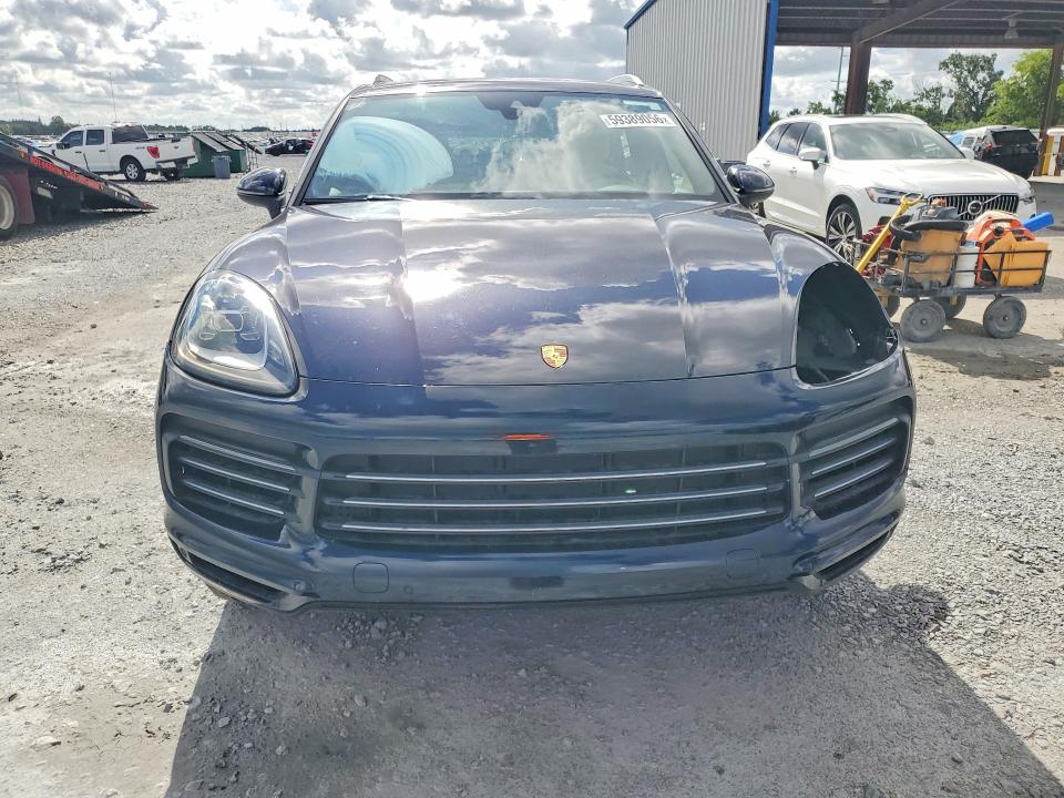 2019 Porsche VIN WP1AA2AY9KDA03717 COPART salvage auction — SIDE, Fl - Cert Of Title Slvg Rebuildable, sold $16,400 on 2026-08-07 (photo 5)
