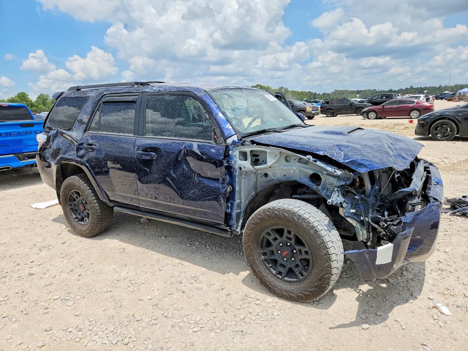 2024 Toyota 4runner VIN JTEPU5JR2R6233428 COPART salvage auction — ALL OVER, TX - SALVAGE VEHICLE TITLE, sold $14,600 on 2026-07-24 (photo 4)