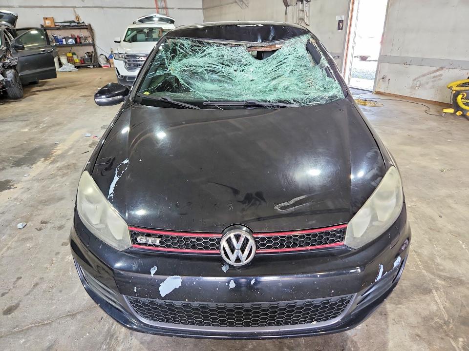 2011 Volkswagen Gti VIN WVWEV7AJXBW013300 COPART salvage auction — ROOF, Mi - Cert Of Title-Salvage Vehicle, sold $650 on 2026-08-14 (photo 5)