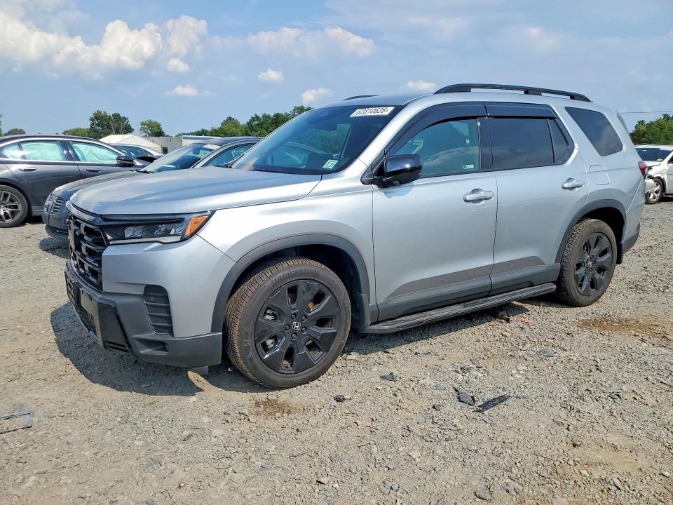2026 Honda Pilot VIN 5FNYG1H95TB008348 — COPART salvage auction photo