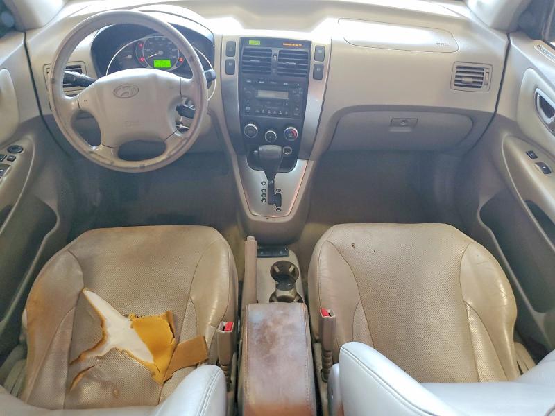 2005 Hyundai Tucson VIN KM8JN72D75U085462 COPART salvage auction — MINOR DENT/SCRATCHES, Ri - Certificate Of Title, sold $550 on 2026-07-09 (photo 8)
