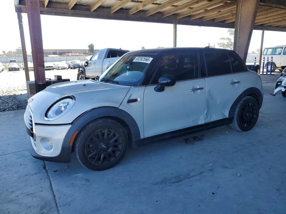 2018 Mini Cooper VIN WMWXU1C52J2F81152 COPART salvage auction — SIDE, CA - SALVAGE CERTIFICATE, sold $2,300 on 2026-08-27 (photo 1)