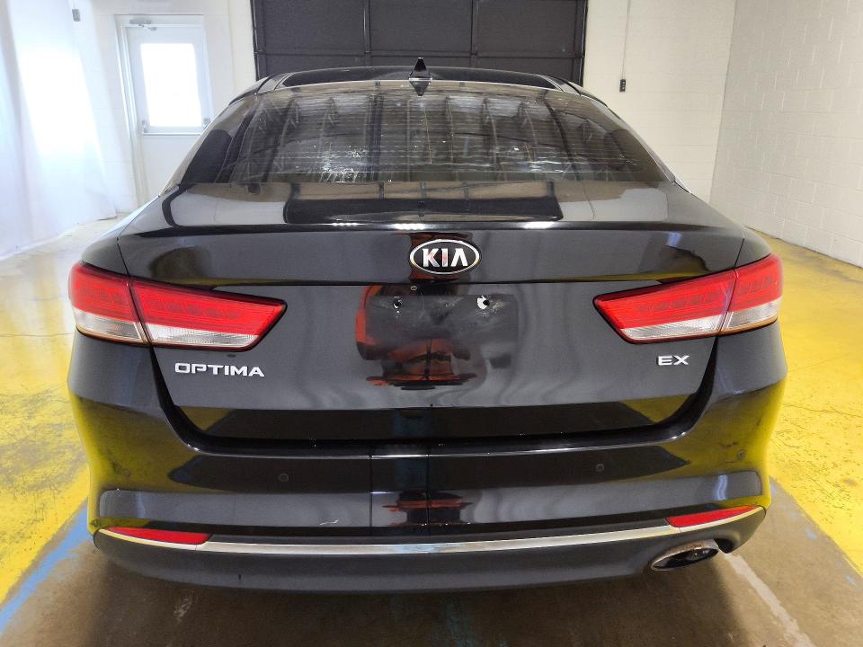 2016 Kia Optima VIN 5XXGU4L38GG086585 COPART salvage auction — MECHANICAL, In - Certificate Of Title, sold $850 on 2026-07-23 (photo 6)