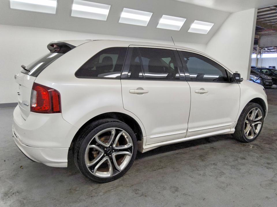 2014 Ford Edge VIN 2FMDK3AK4EBA68199 COPART salvage auction — MECHANICAL, CA - CERTIFICATE OF TITLE, sold $2,100 on 2026-09-01 (photo 3)