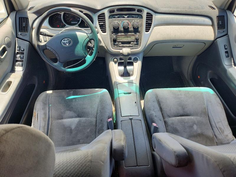 2004 Toyota Highlander VIN JTEDP21A340030627 COPART salvage auction — MINOR DENT/SCRATCHES, CA - DIS/DLR/EXP ONLY CLEAN TITLE, sold $900 on 2026-07-14 (photo 8)