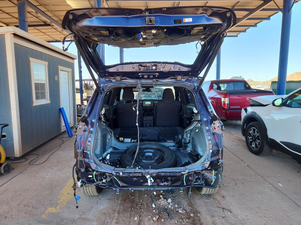 2026 Toyota Rav4 VIN JTM6CRAV4TD309726 COPART salvage auction — REAR END, Az - Cert Of Title - Salvage, sold $16,600 on 2026-07-09 (photo 6)