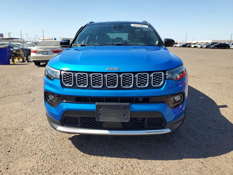 2025 Jeep Compass VIN 3C4NJDCN4ST523111 COPART salvage auction — FRONT END, Mn - Certificate Of Title, sold $8,200 on 2026-07-27 (photo 5)