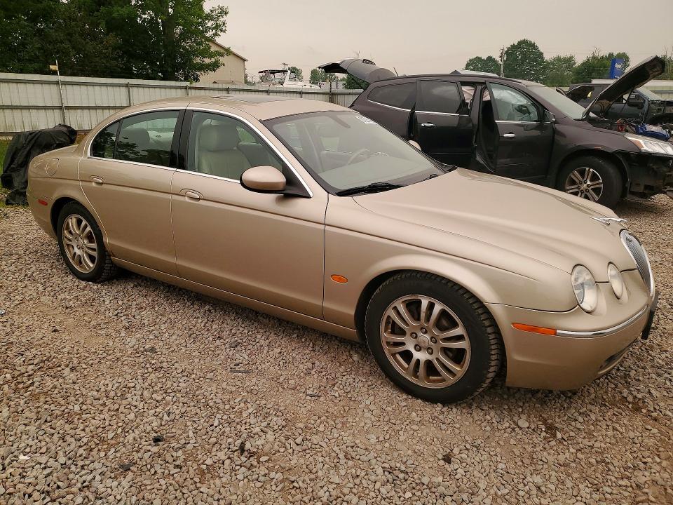 2005 Jaguar S type VIN SAJWA01T95FN14256 COPART salvage auction — NORMAL WEAR, NY - CERTIFICATE OF TITLE, sold $500 on 2026-07-27 (photo 4)