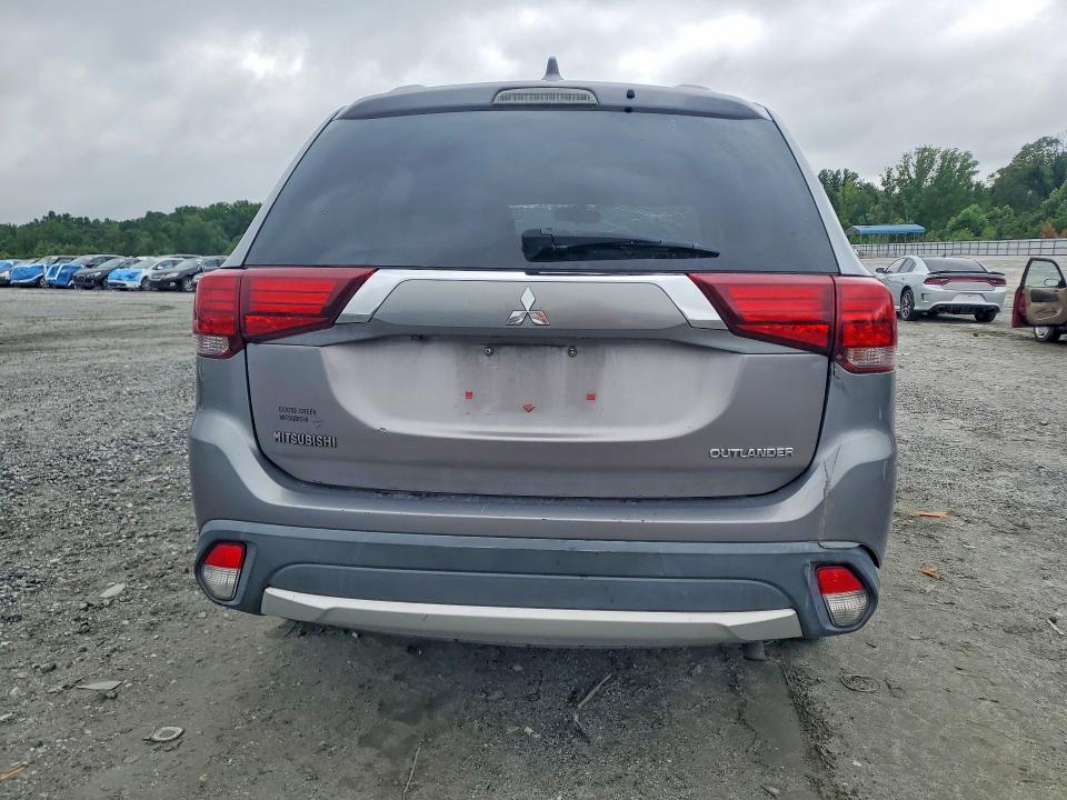 2017 Mitsubishi Outlander VIN JA4AD2A33HZ046503 COPART salvage auction — NORMAL WEAR, Sc - Certificate Of Title (P), sold $1,600 on 2026-07-21 (photo 6)