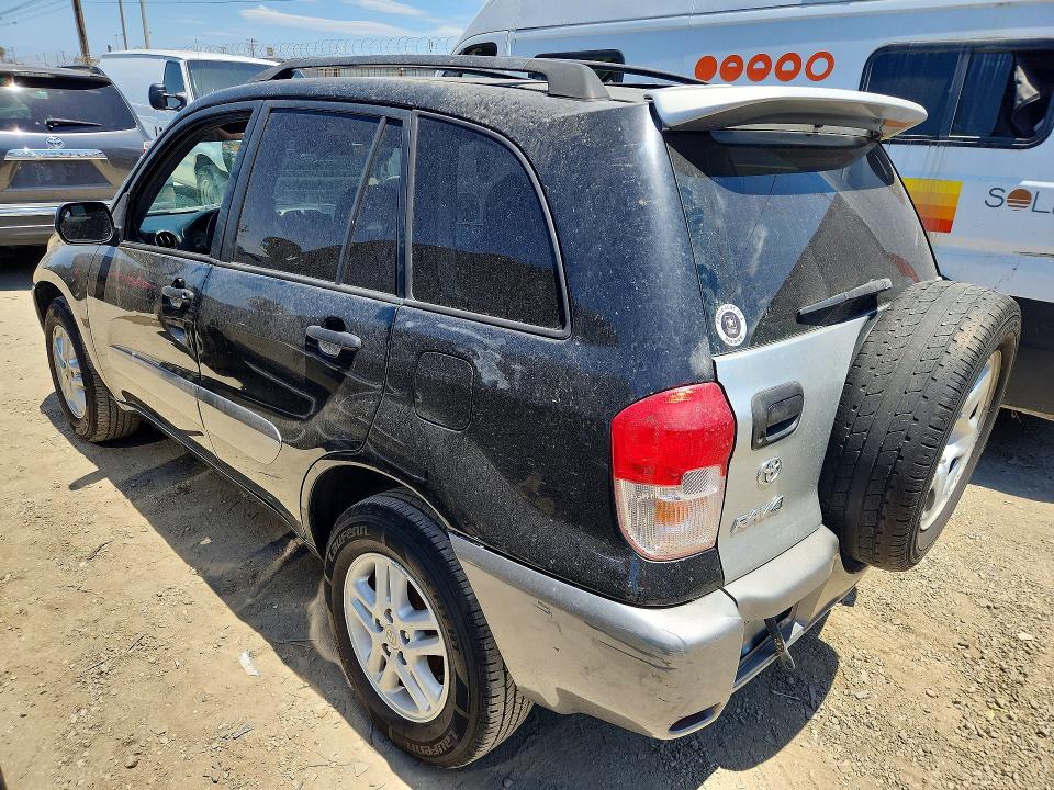 2002 Toyota Rav4 VIN JTEGH20V426002909 COPART salvage auction — MINOR DENT/SCRATCHES, CA - DIS/DLR/EXP ONLY CLEAN TITLE, sold $200 on 2026-07-23 (photo 2)